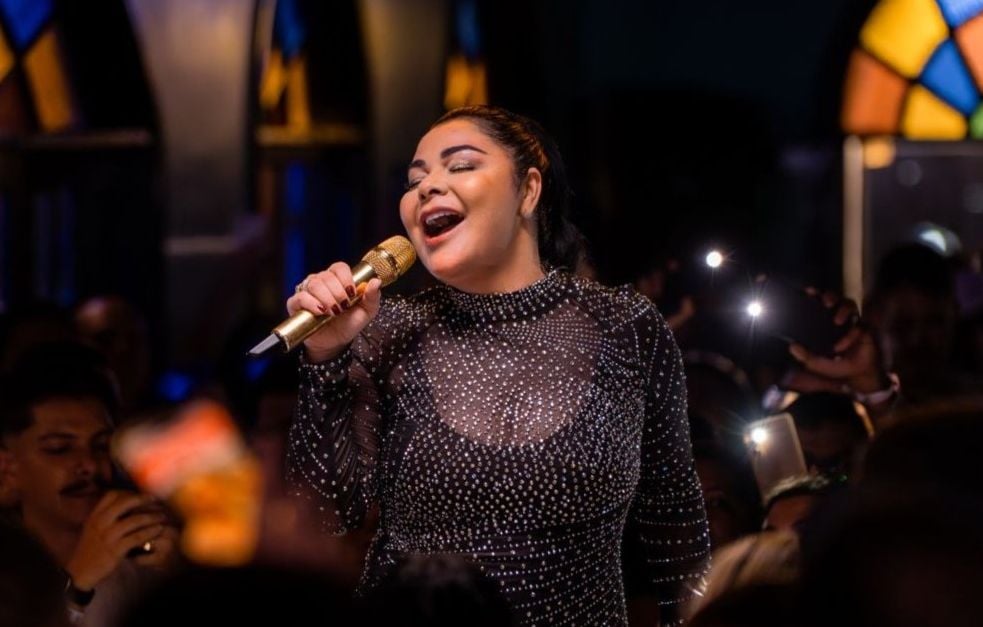 Nildinha celebra sua história no forró reunindo clássicos e emoção em "Uma Dose de Saudade"
